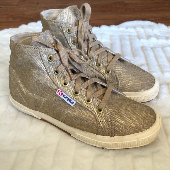 superga gold